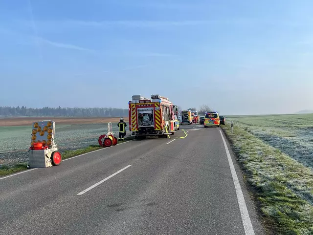 Feuerwehr und Rettungsdienst an der Einsatzstelle